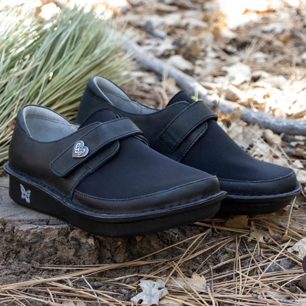 - Alegria Sz 39 Brenna Black Leather Neoprene Loafer! EUC!